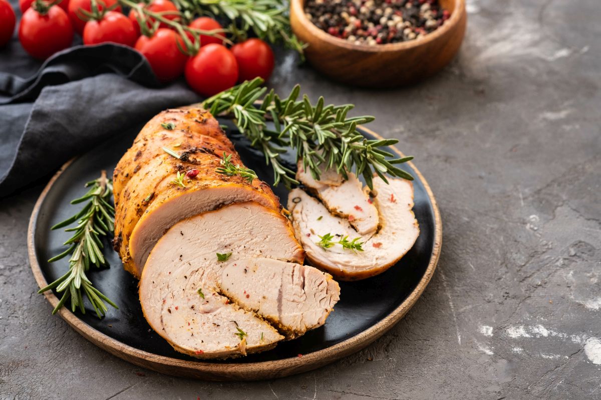 Carne di tacchino: che cos'è, valori nutrizionali, benefici della carne bianca, le migliori ricette 8 arrosto di tacchino
