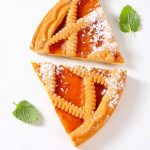Crostata di albicocche, un dolce della tradizione goloso e ricco 1 Crostata di albicocche ricetta