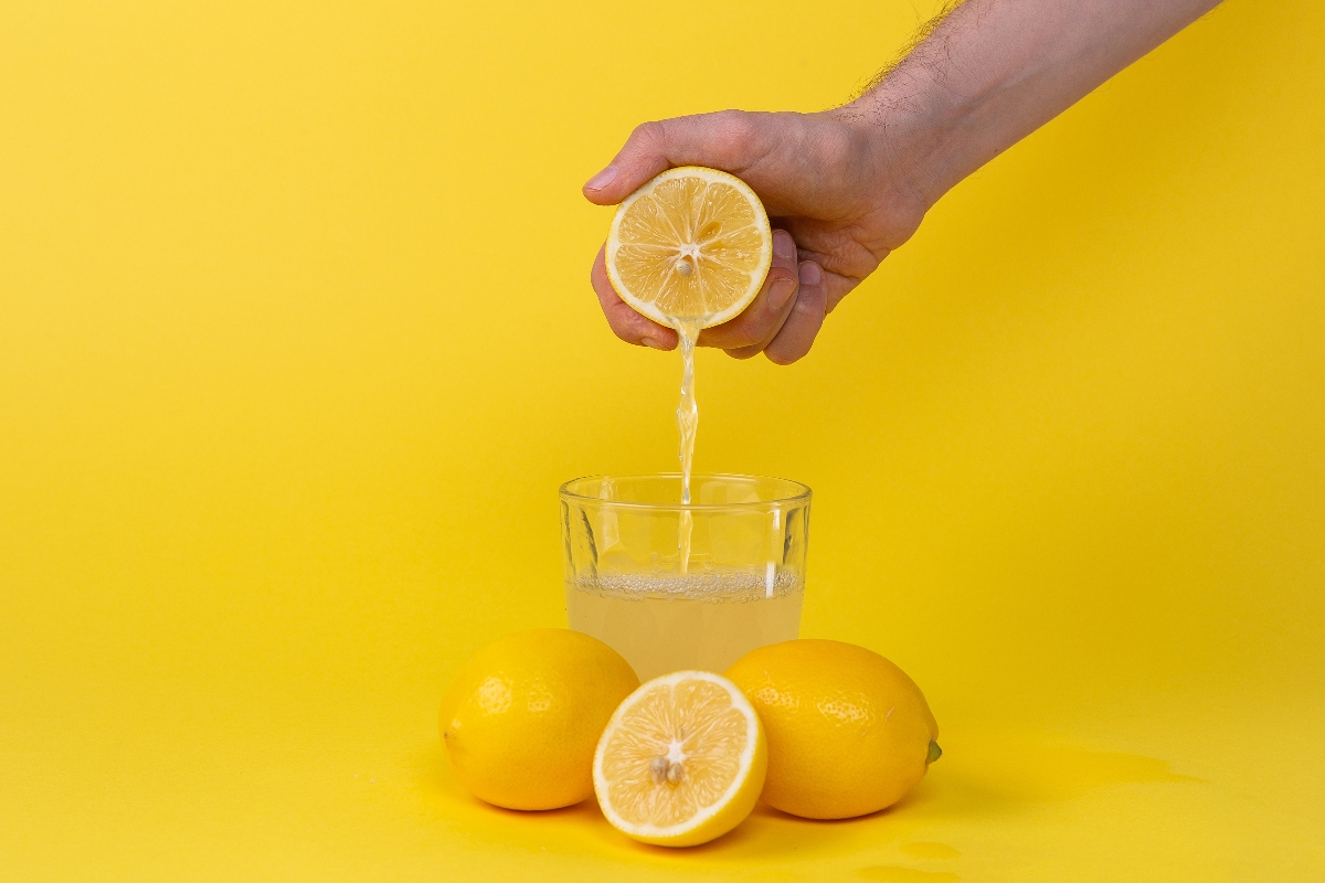 Dieta del limone: cos'è, come funziona, esempio di menù, benefici e controindicazioni 6 dieta del limone: cosa dice la scienza