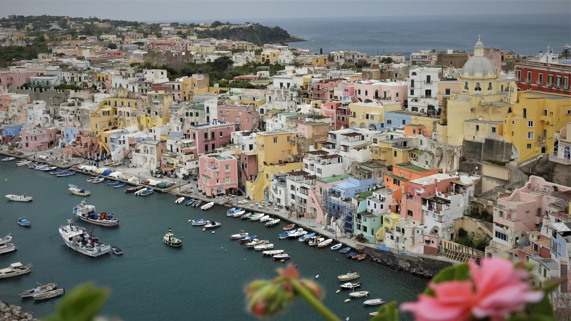 Alla scoperta di Procida, l'isola capitale della cultura 2022 6 procida corricella 5