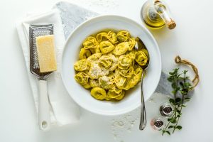 Tortellini burro e salvia, tradizione e gusto in una ricetta velocissima