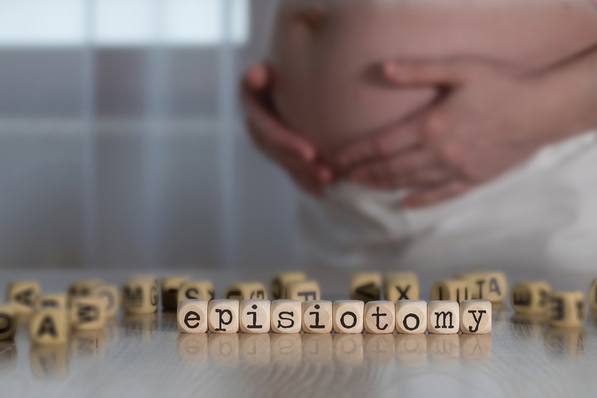 Episiotomia: che cos'è, quando è necessario il taglio vaginale, come si esegue e a cosa serve, cicatrice, guarigione e conseguenze 6 episiotomia: rischi e complicanze