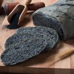 Pane al carbone, la ricetta del pane che aiuta la digestione 1 pane al carbone ricetta