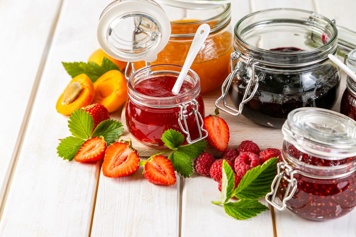 Composta di frutta, la conserva casalinga con basso contenuto di zucchero 1 Ricetta composta di frutta