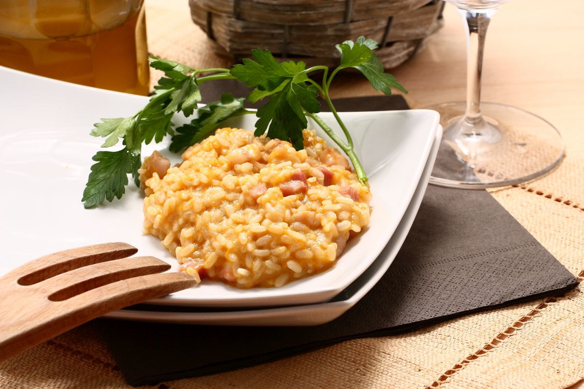 Risotto zucca e pancetta, il primo perfetto per l'autunno 2 Ricetta risotto zucca e pancetta