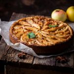 Torta di mela e ricotta, il dolce perfetto per la colazione 1 Torta di mela e ricotta ricetta