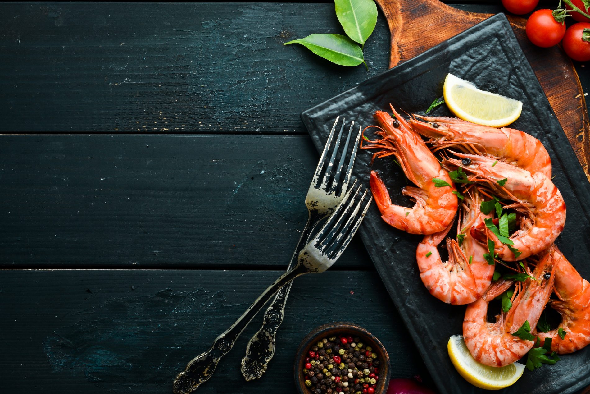 Cibi sotto le 100 calorie: 12 alimenti per variare la tua dieta 3 cibi sotto le 100 calorie: gamberi