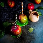 Mele caramellate, il dolcetto per le feste bello e goloso 1 mele caramellate ricetta