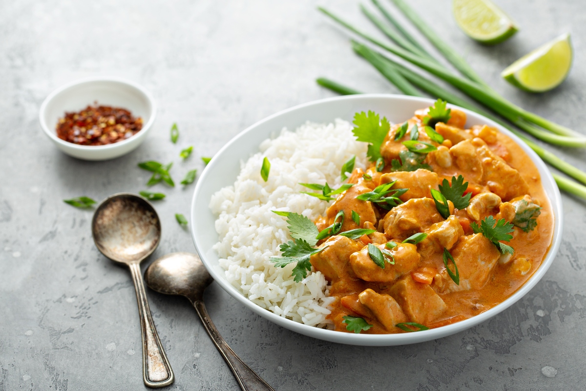 Come sostituire il sale: alternative sane e sostituti del sale da cucina 7 come sostituire il sale: curry