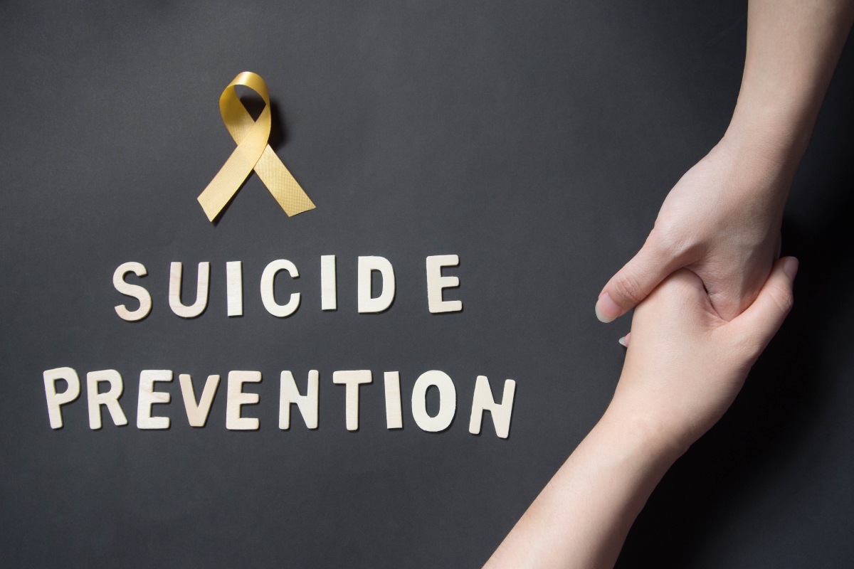 Suicidio: cause, numeri, segnali d'allarme, cosa fare per intervenire in tempo, prevenzione e terapia 8 come prevenire il suicidio