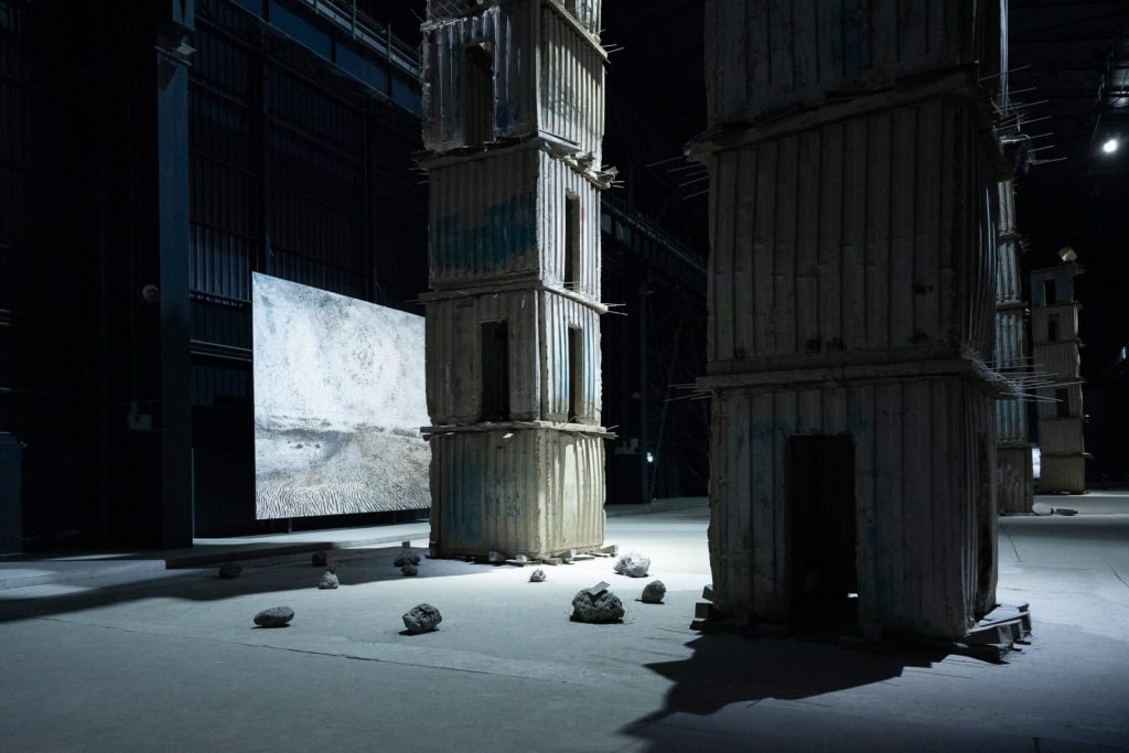 Alla scoperta della Bicocca a Milano 10 i sette pilastri di Kiefer 4