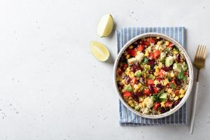 Quinoa con verdure: ricetta leggera e senza glutine