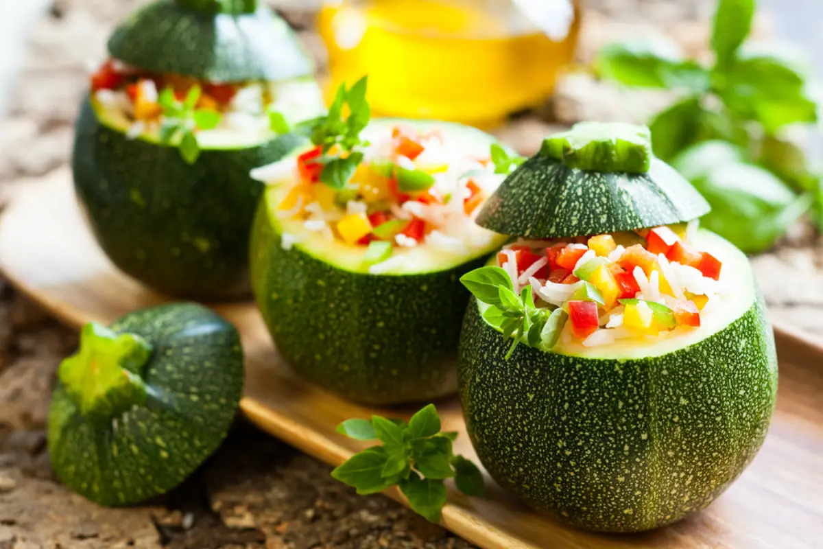 Zucchina: proprietà, benefici, valori nutrizionali e le migliori ricette 5 zucchine ripiene: ricetta