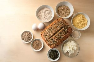 Pane&nbsp;proteico: benefici, ingredienti e la ricetta da fare in casa
