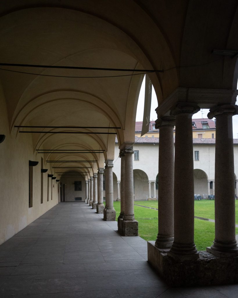 Alla scoperta di Milano e di tre grandi fotografi 9 D chiostro di santeustorgio