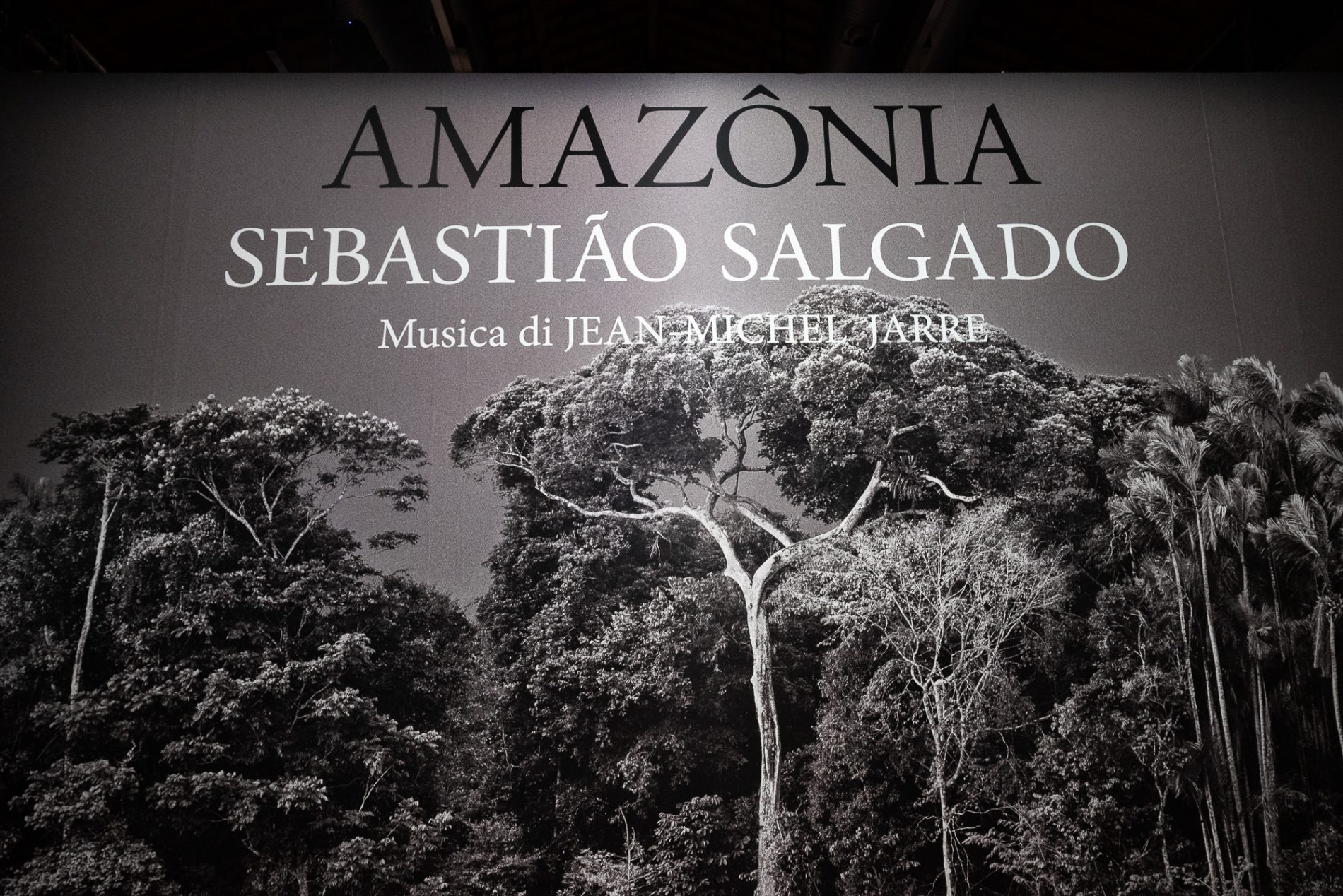 Alla scoperta di Milano e di tre grandi fotografi 3 S lingresso della mostra di Salgado