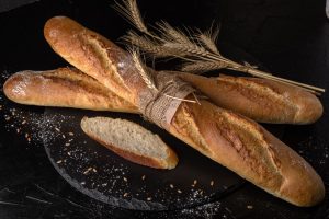 Baguette: ricetta e ingredienti del pane francese