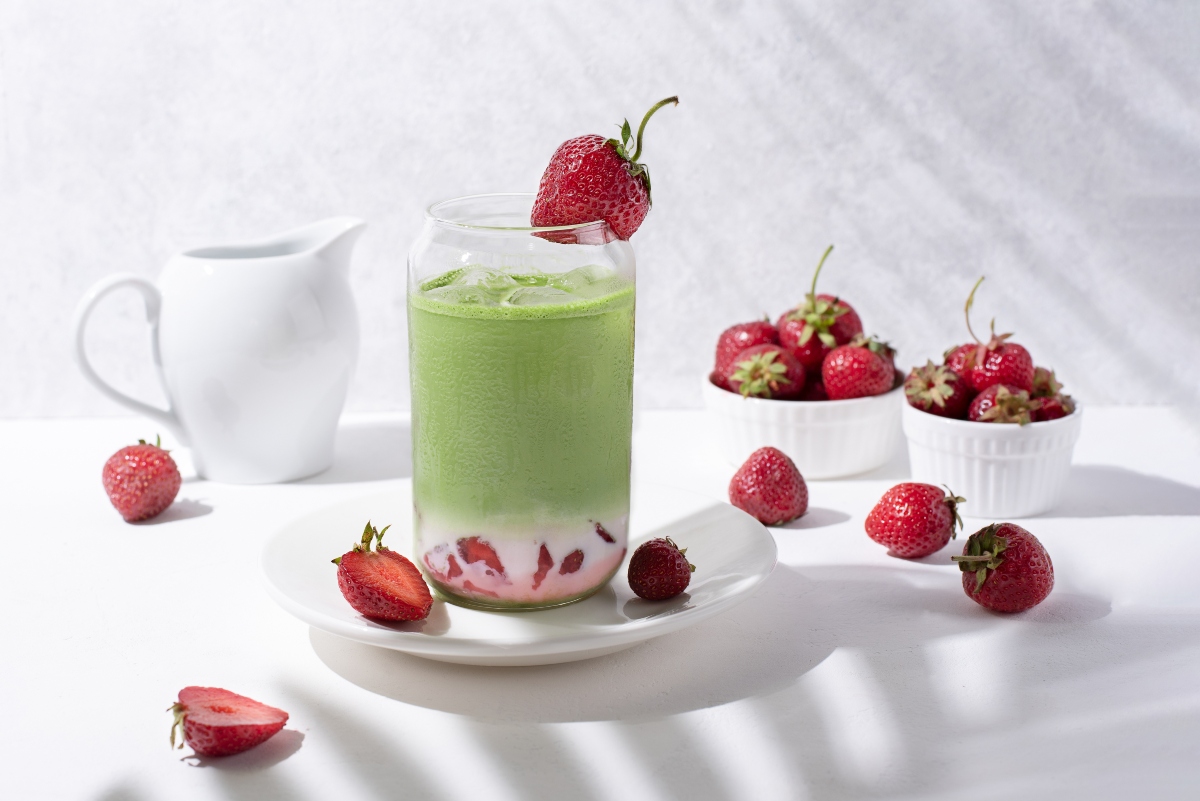 Tè matcha: cos'è, proprietà, benefici, ricette e come prepararlo a casa 8 matcha latte