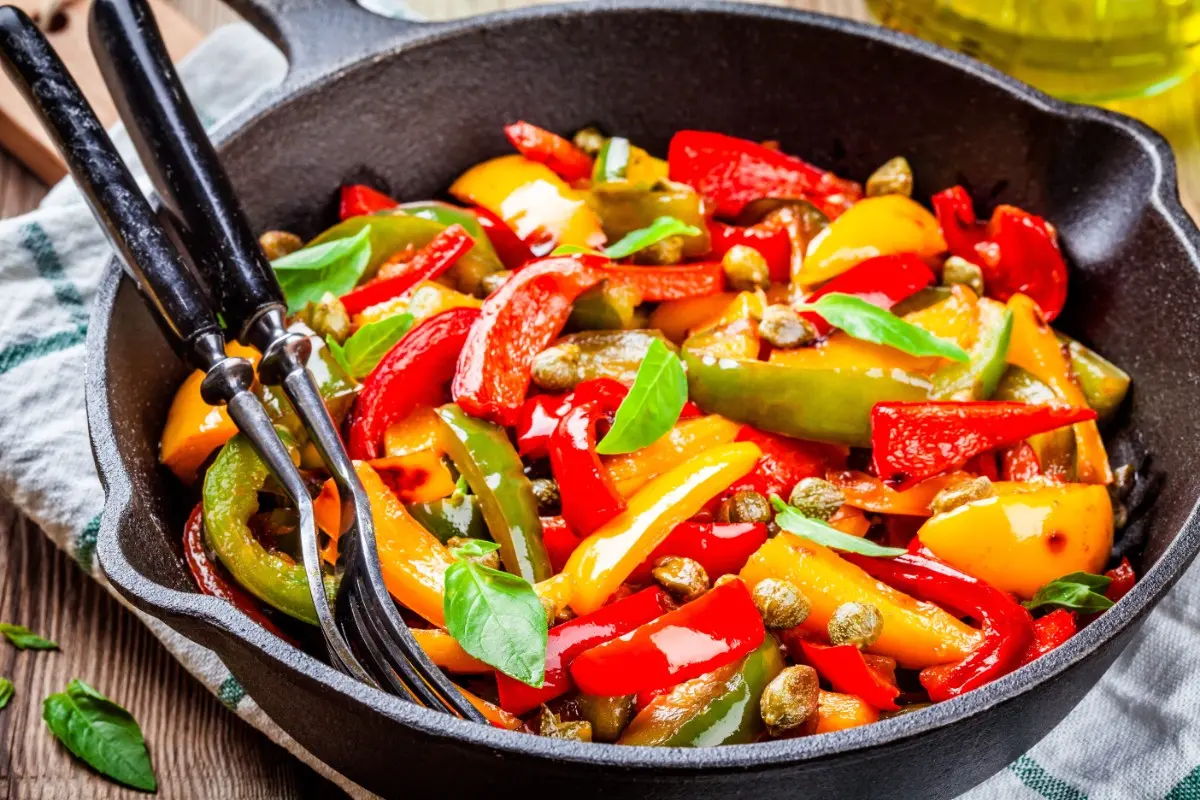 Peperoni: calorie e valori nutrizionali, benefici, come cucinarli e ricette 3 peperoni: benefici
