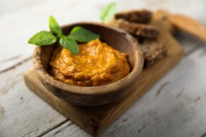 Crema di peperoni, un piatto estivo vitaminico e leggero