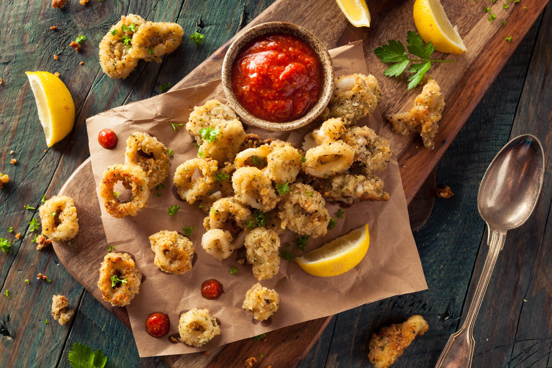 Calamari: calorie, proprietà, usi in cucina e ricette 2 calamari fritti