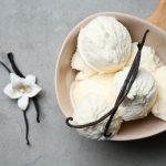 Gelato alla vaniglia: la ricetta con e senza gelatiera 1 gelato alla vaniglia 1
