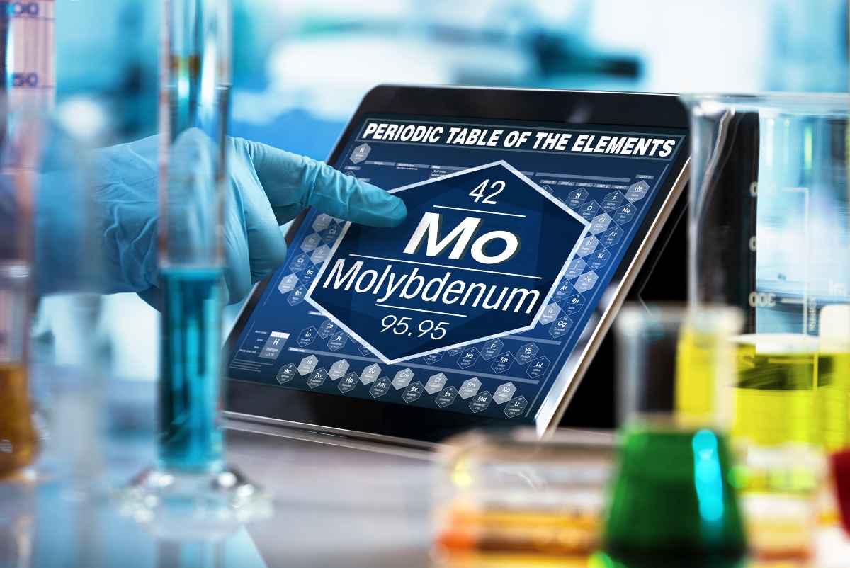 Molibdeno: che cos'è, a cosa serve, proprietà e benefici, alimenti ricchi, eccesso e carenza 2 molibdeno: proprietà e benefici