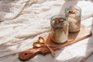 Overnight oats: la ricetta del porridge d&rsquo;avena freddo