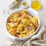 Pasta con Salamini Italiani alla Cacciatora DOP, granella di pistacchio e scamorza 2 ricetta pasta con salame cacciatore italiano