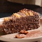 Torta noci e cioccolato: la ricetta di un dolce sano 1 torta noci e cioccolato ricetta