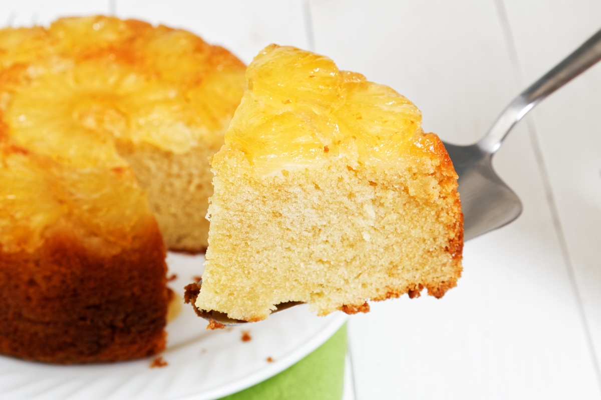 Ananas: proprietà e calorie, come pulirlo e le migliori ricette 6 torta all'ananas