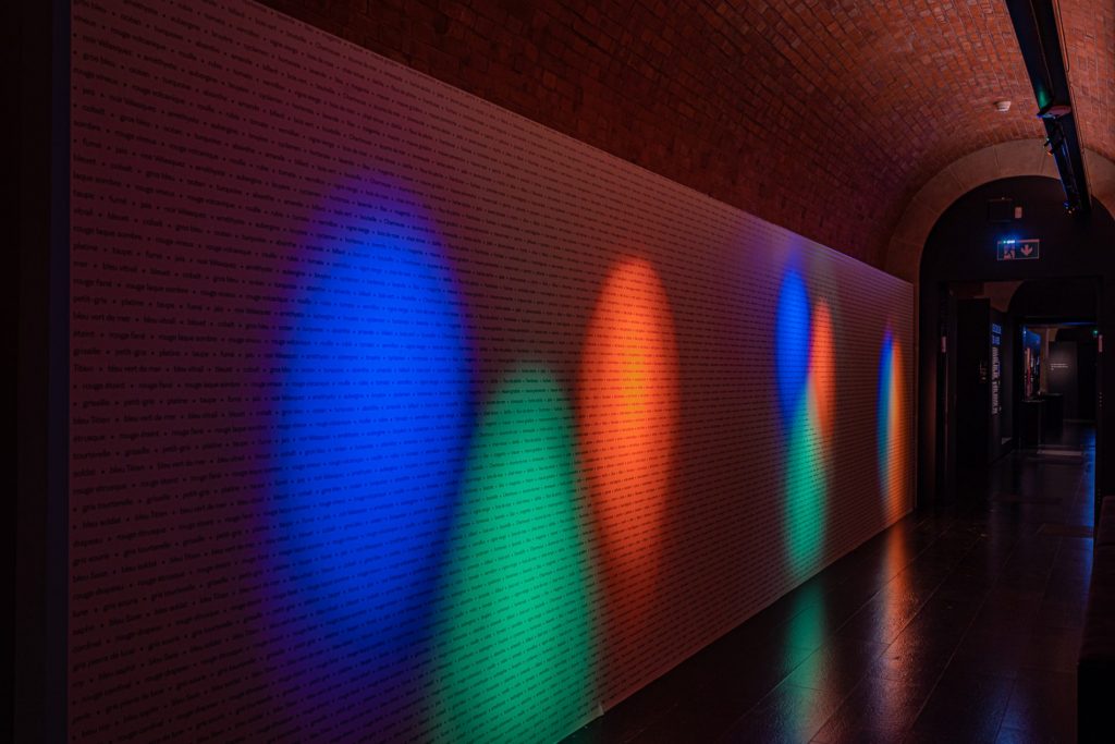 Parigi: tris di mostre in un piccolo grande museo parigino 7 il muro dei colori 1