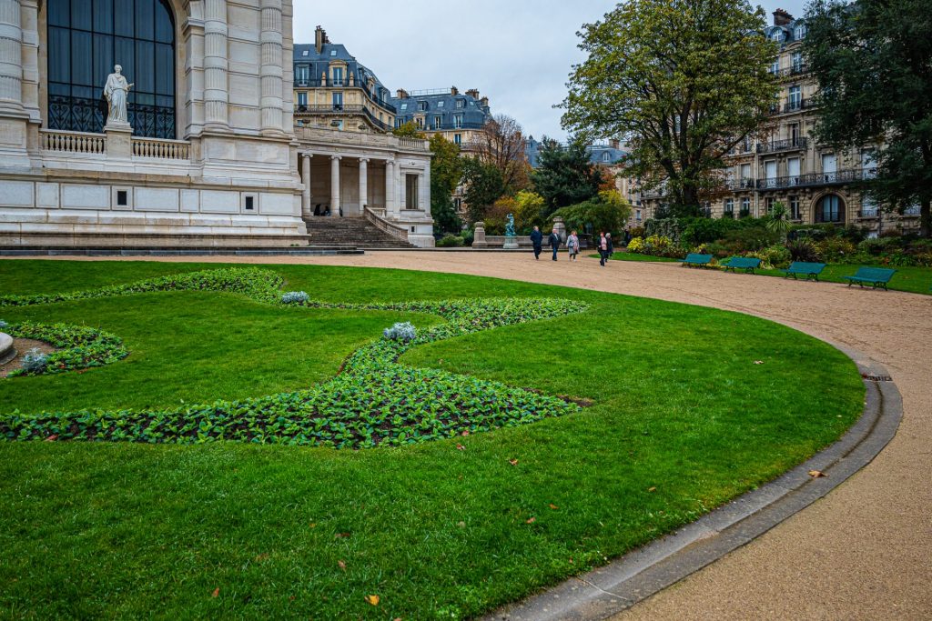 Parigi: tris di mostre in un piccolo grande museo parigino 13 il palazzo Galliera e il giardino 5
