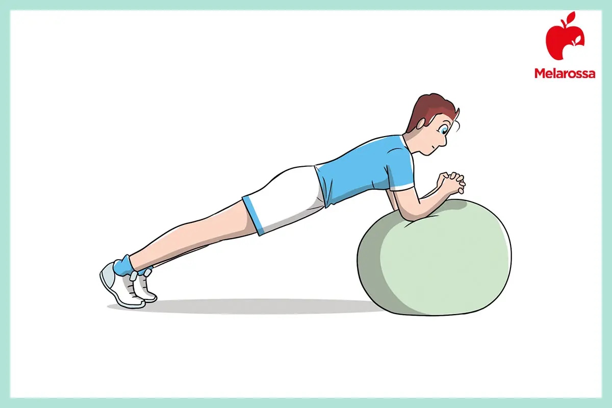 I migliori esercizi con la fitball per tonificare braccia, gambe e addominali 6 come fare il plank con la fitball: esercizi con la fitball