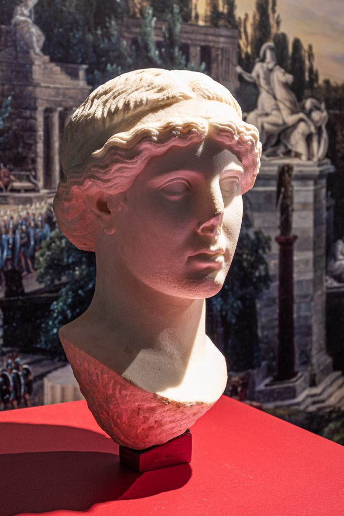 Alla scoperta di Fidia, il grande scultore greco 7 mostra scultura di Fidia