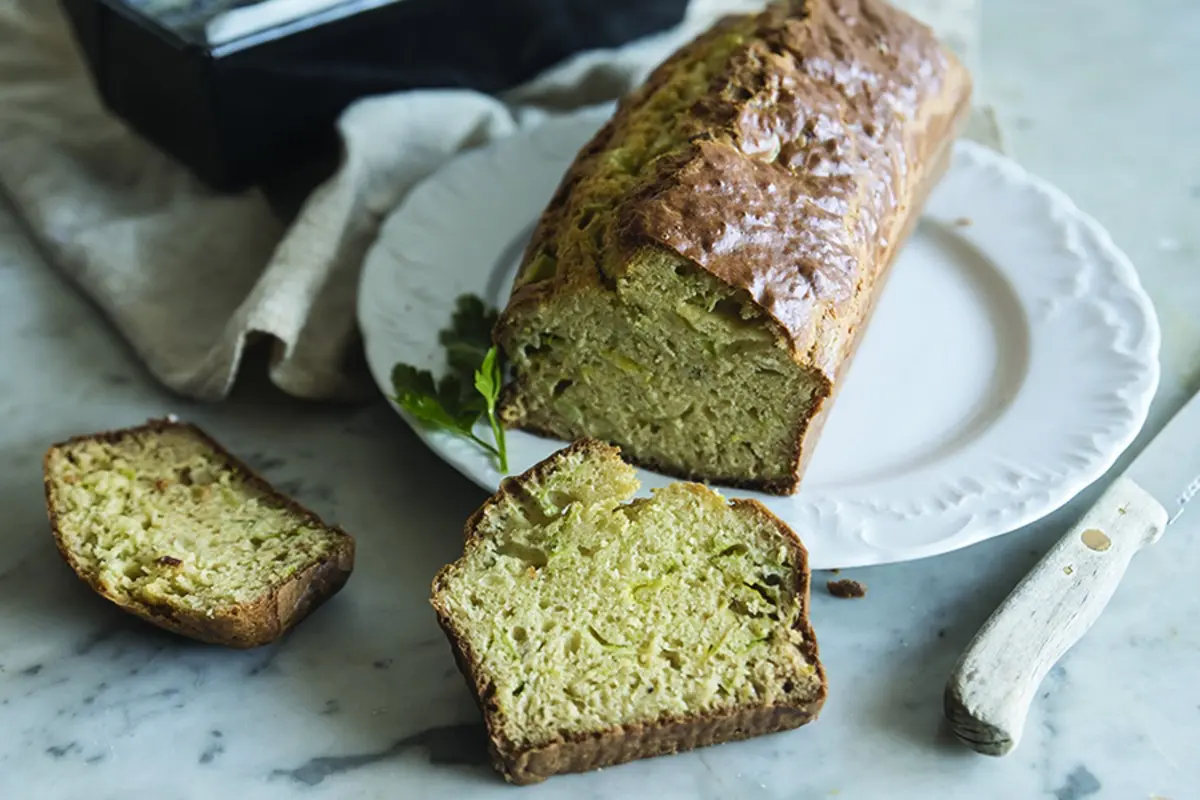 Ricette con i porri: le migliori idee sane e depurative 7 plumcake salato ai porri