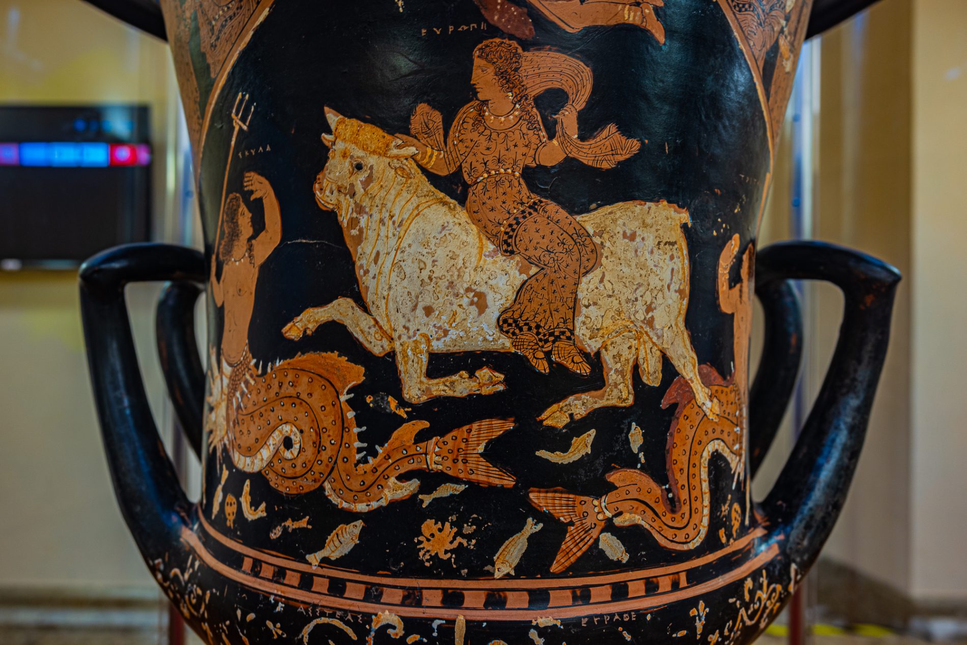 Alla scoperta di Montesarchio, nel cuore del Sannio 1 il vaso di Assteas 1