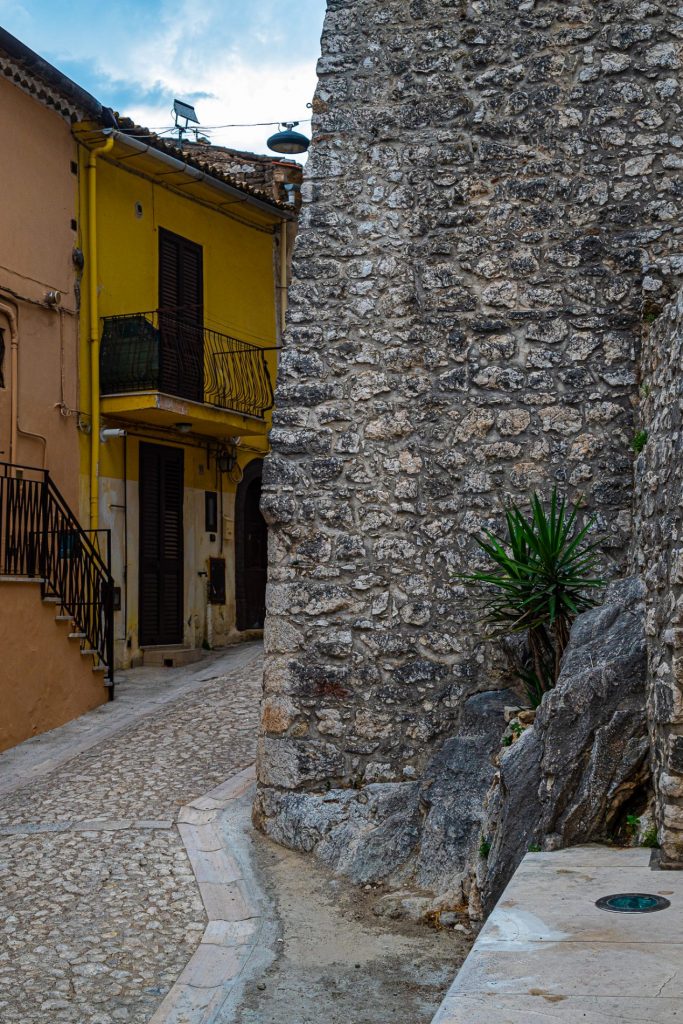 Alla scoperta di Montesarchio, nel cuore del Sannio 9 le stradine del borgo 3