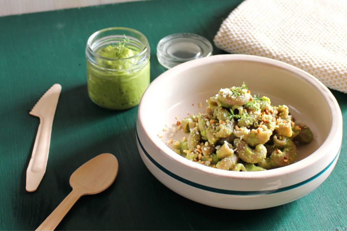 Ricette con grano saraceno dolci e salate 4 pasta al pesto di asparagi e mandorle