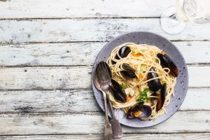 Spaghetti con le cozze: un primo piatto della cucina mediterranea