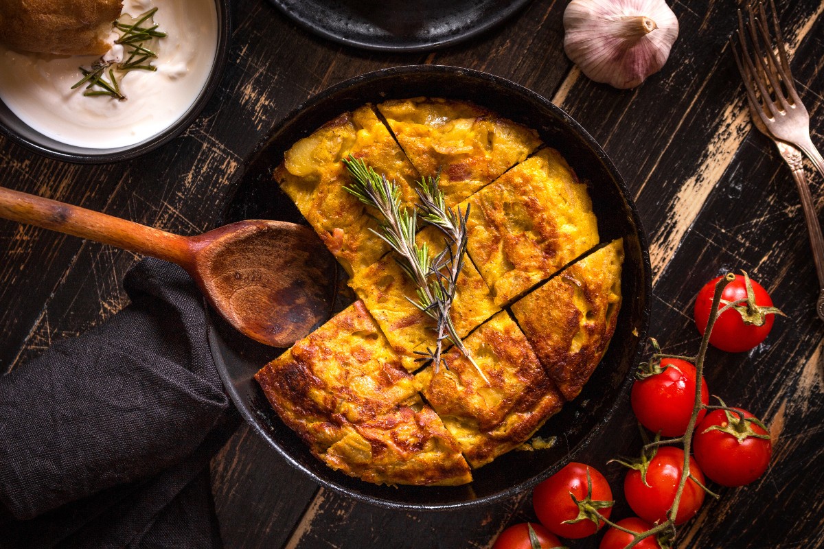 Piatti unici: le ricette veloci, vegetariane, estive e invernali 9 tortilla spagnola ricetta 1