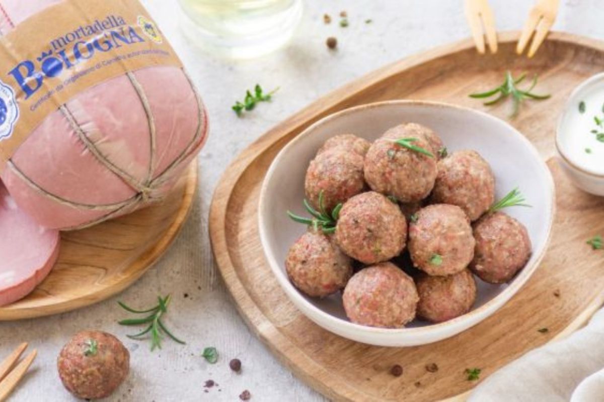 Polpette: le migliori ricette leggere e veloci 4 polpette di mortadella