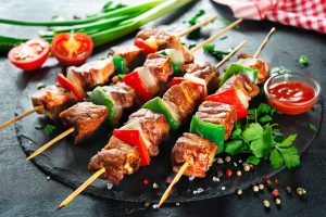 Spiedini: le migliori ricette di carne, di pesce o vegetariane