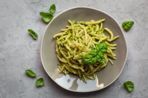 Trofie al pesto, un delizioso primo piatto della Liguria