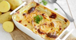 Parmigiana di patate perfetta: una ricetta cremosa, filante e facilissima da fare!