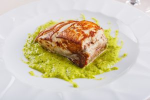 Ricciola al forno: un secondo piatto di pesce sano e gustoso
