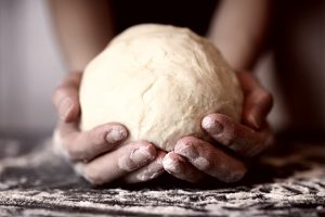 Pasta matta: la ricetta base per deliziose torte salate leggere