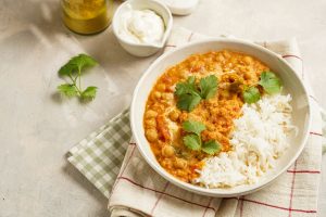 Dahl di lenticchie rosse: piatto unico speziato indiano