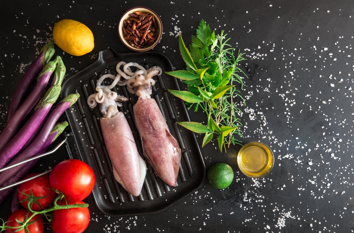 Ricette con calamari ripieni, in umido: piatti sani e veloci 2 calamari cosa sono valri nutrizionali come pulirli ricette