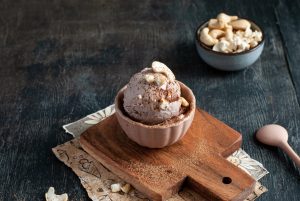 Gelato senza lattosio e senza glutine fatto in casa: ricetta facile per intolleranti